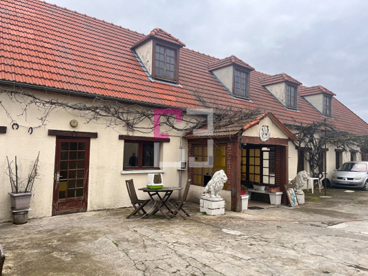 
MAISON 10 PIECES A ATHIES SOUS LAON
