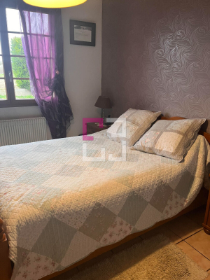 
MAISON 10 PIECES A ATHIES SOUS LAON
