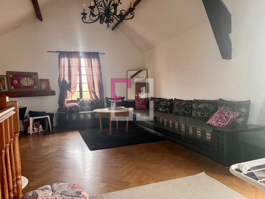 
MAISON 10 PIECES A ATHIES SOUS LAON
