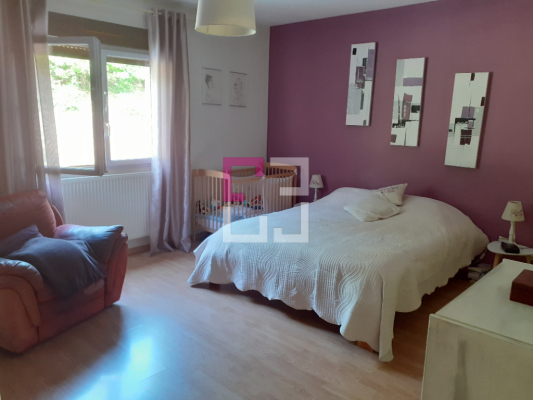 
Maison Sissy 7 pièce(s) 226 m2

