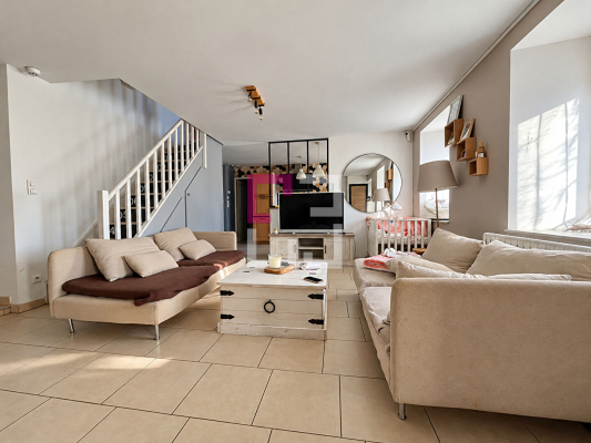 
Maison La Ville Aux Bois Les Dizy 5 pièce(s) 103 m2

