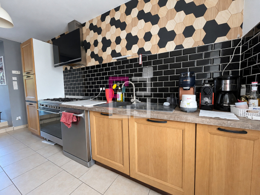 
Maison La Ville Aux Bois Les Dizy 5 pièce(s) 103 m2
