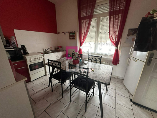 
Lot de 10 maisons Busigny 38 pièce(s) 960 m2
