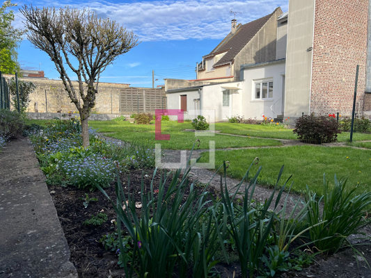 
Maison Saint Quentin 5 pièce(s) 129 m2
