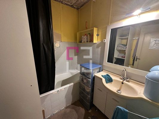 
Immeuble Saint Quentin 521 m2
