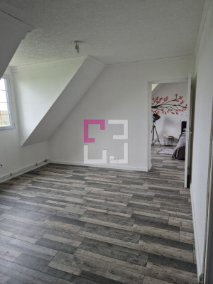 
Maison Wiege Faty 7 pièce(s) 168 m2
