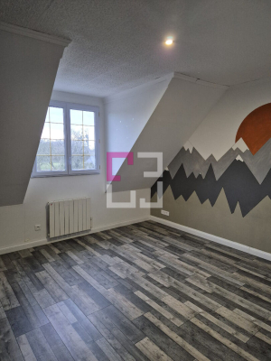 
Maison Wiege Faty 7 pièce(s) 168 m2
