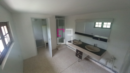 
Maison Haution 3 pièce(s) 75 m2
