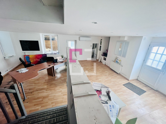 
Maison CRECY SUR SERRE
