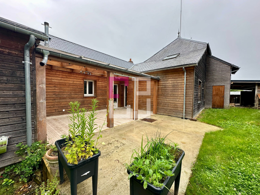 
Maison Saint-Simon 6 pièce(s) 132m2
