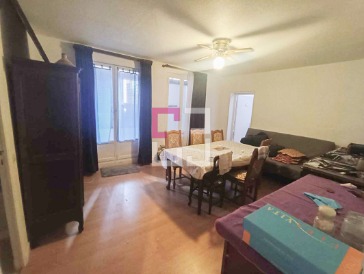 
Maison Hirson 20 pièce(s) 345 m2
