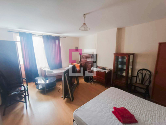 
Maison Hirson 20 pièce(s) 345 m2
