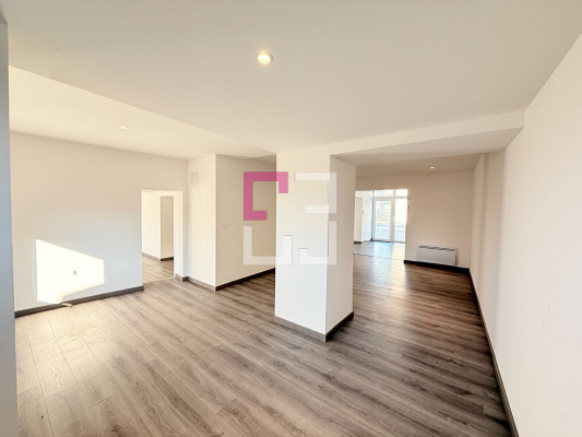 
Immeuble Le Nouvion En Thierache 14 pièce(s) 260 m2
