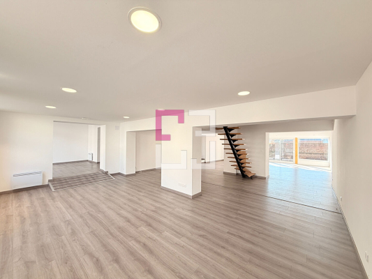 
Immeuble Le Nouvion En Thierache 14 pièce(s) 260 m2
