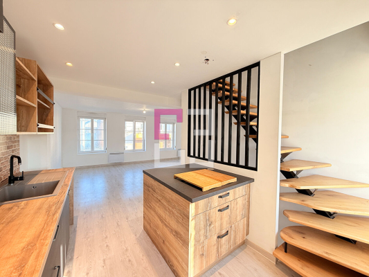 
Immeuble Le Nouvion En Thierache 14 pièce(s) 260 m2
