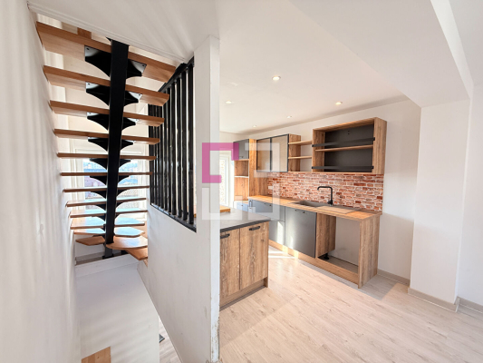 
Immeuble Le Nouvion En Thierache 14 pièce(s) 260 m2
