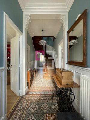
Maison RIBEMONT 8 pièces 203.39 m²
