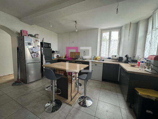 
Maison Becquigny 5 pièce(s) 122 m2
