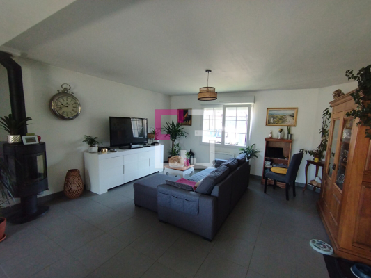
Maison Voyenne 7 pièce(s) 153 m2
