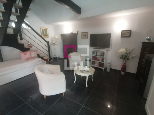 
Maison Voyenne 7 pièce(s) 153 m2
