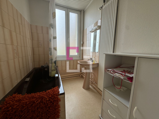 
Maison Bohain En Vermandois 5 pièce(s) 100 m2
