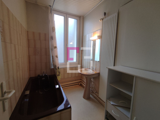 
Maison Bohain En Vermandois 5 pièce(s) 100 m2

