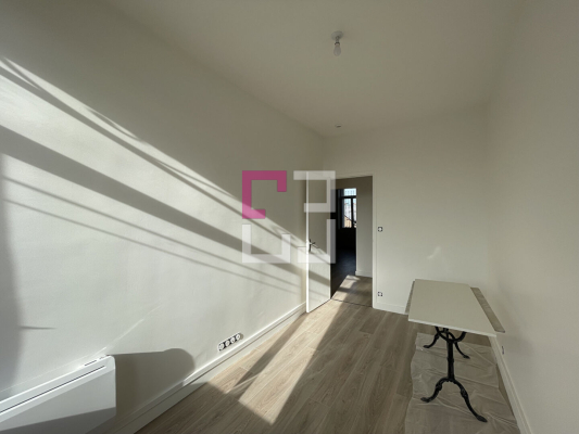 
Immeuble Hirson 7 pièce(s) 185 m2

