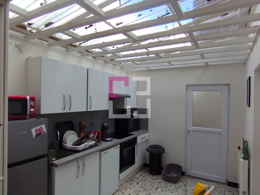 
Immeuble Hirson 7 pièce(s) 185 m2
