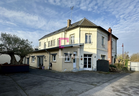 
Ensemble immobilier Charmes 9 pièce(s) 295m²
