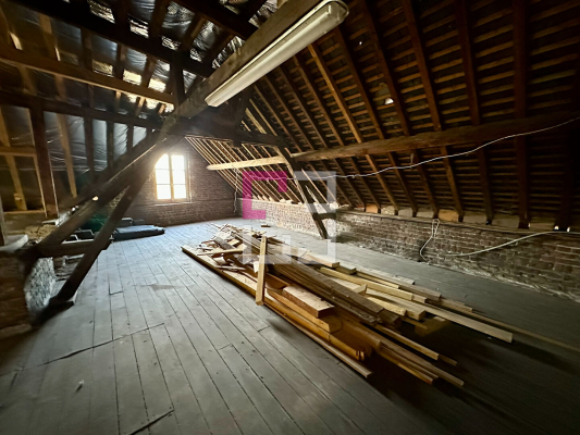 
Ensemble immobilier Charmes 9 pièce(s) 295m²
