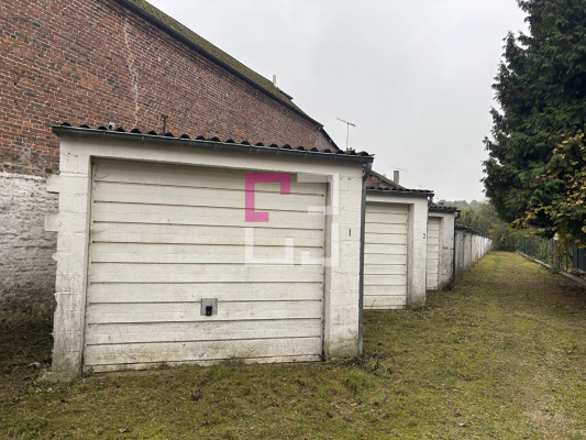 
Parking / box Guise 15 m2
