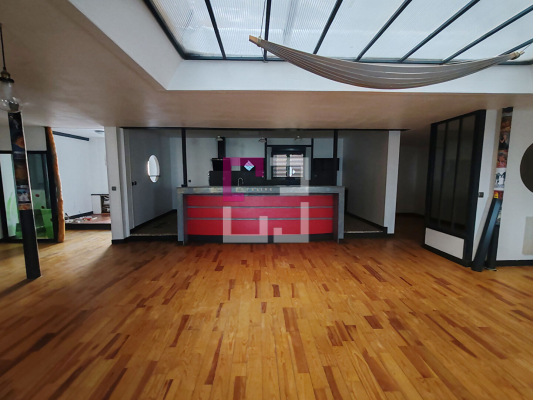 
Loft Bohain En Vermandois 5 pièce(s) 200 m2
