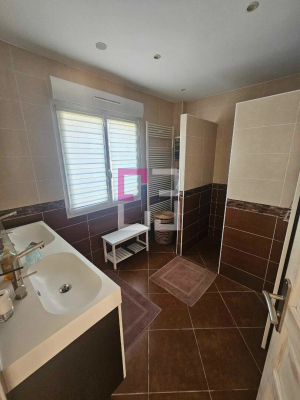 
Maison Holnon 6 pièce(s) 167 m2

