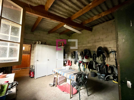
Domaine équestre 3860m2
