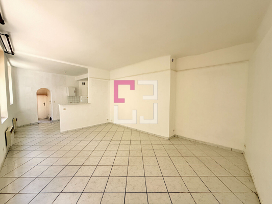 
Appartement Saint Quentin 5 pièce(s)
