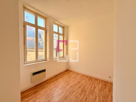 
Appartement Saint Quentin 5 pièce(s)

