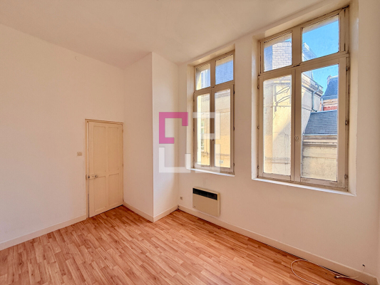 
Appartement Saint Quentin 5 pièce(s)
