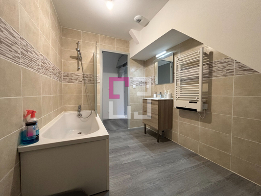 
Appartement Rénové Guise 4 pièce(s)
