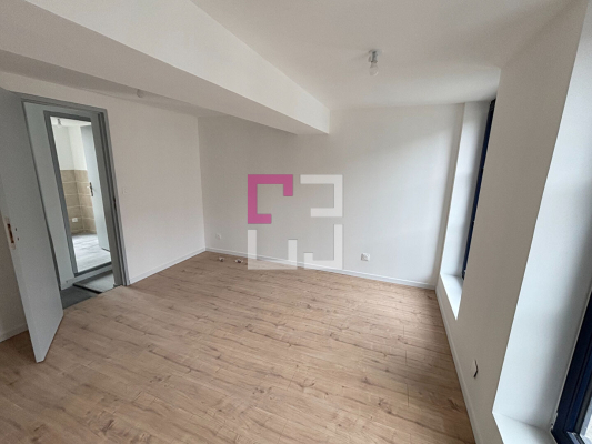 
Appartement Rénové Guise 4 pièce(s)
