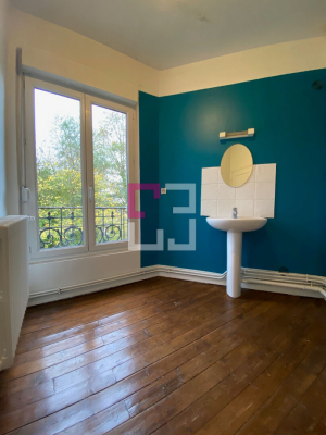 
Bel Appartement  de  type F3 à Louer (83 m2)
