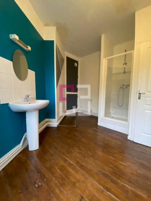 
Bel Appartement  de  type F3 à Louer (83 m2)
