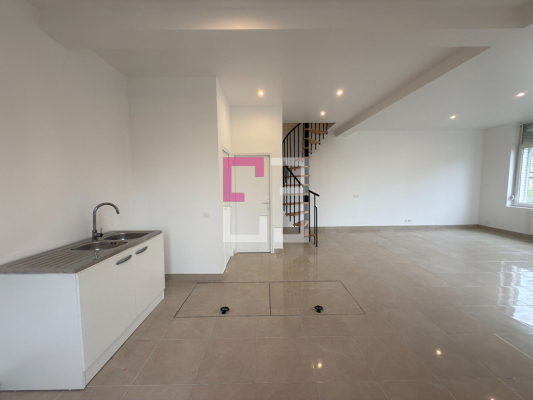 
Maison Guise 5 pièce(s)
