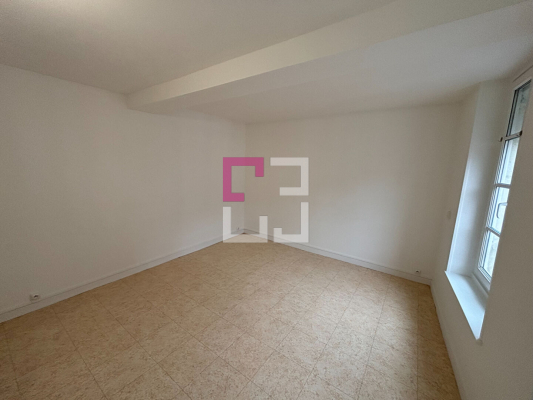 
Appartement Guise 2 pièce(s) 1 m2

