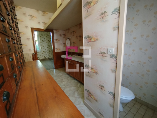 
Maison CRECY SUR SERRE 9 pièces 241 m²
