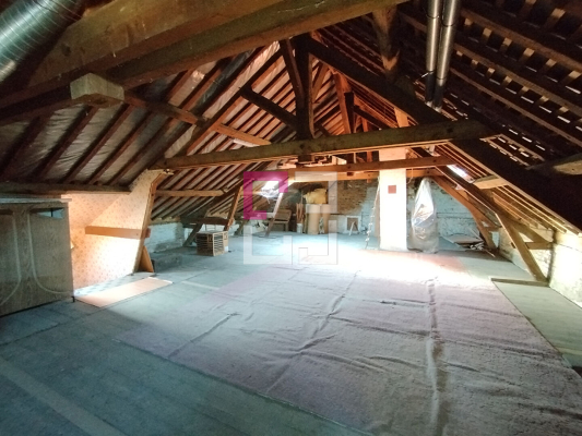 
Maison CRECY SUR SERRE 9 pièces 241 m²
