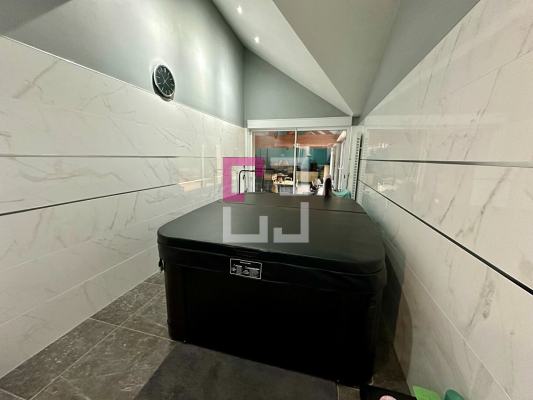 
Maison Chauny 14 pièce(s) 390 m2
