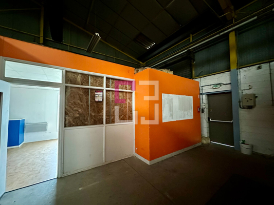 
Entrepôt / local industriel Saint Quentin 1000 m2
