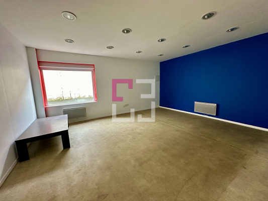 
Entrepôt / local industriel Saint Quentin 1000 m2
