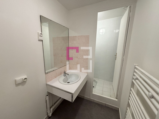 
Appartement Guise 2 pièce(s)
