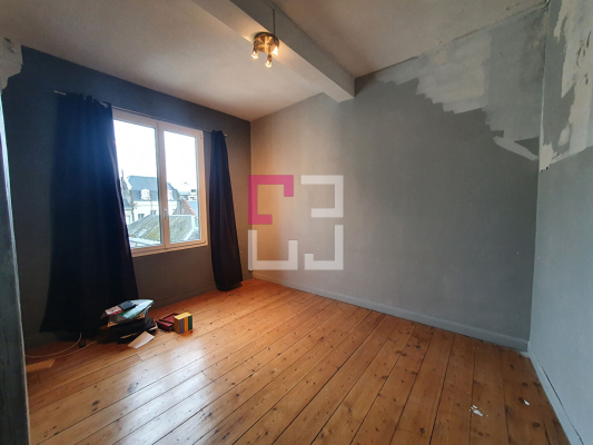 
Appartement Saint Quentin 8 pièce(s) 321 m2
